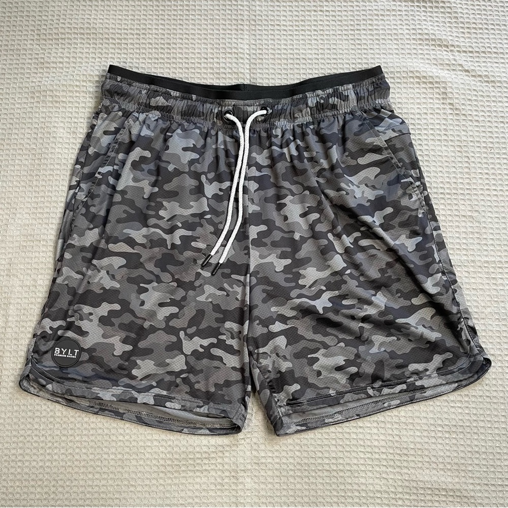 BYLT Linerless Training Shorts XXL 2XL Men’s Camo Athletic Gym Stretch